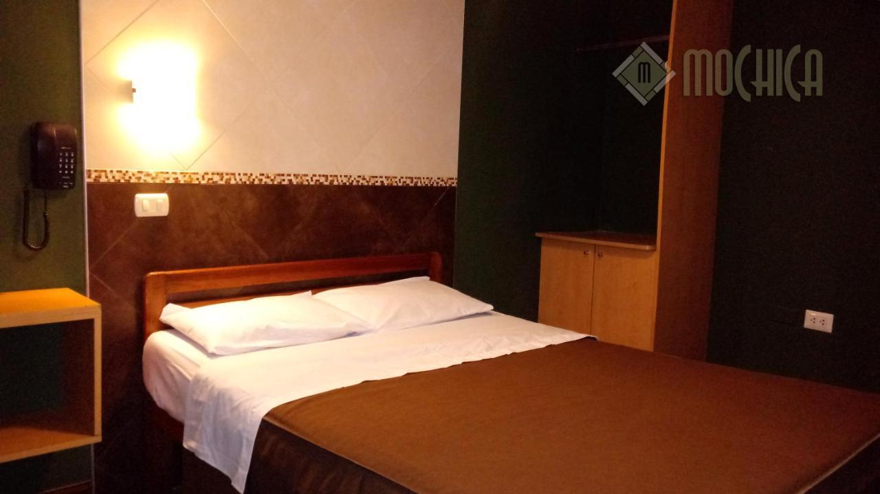 Hostal Residencial Mochica Lima Ngoại thất bức ảnh