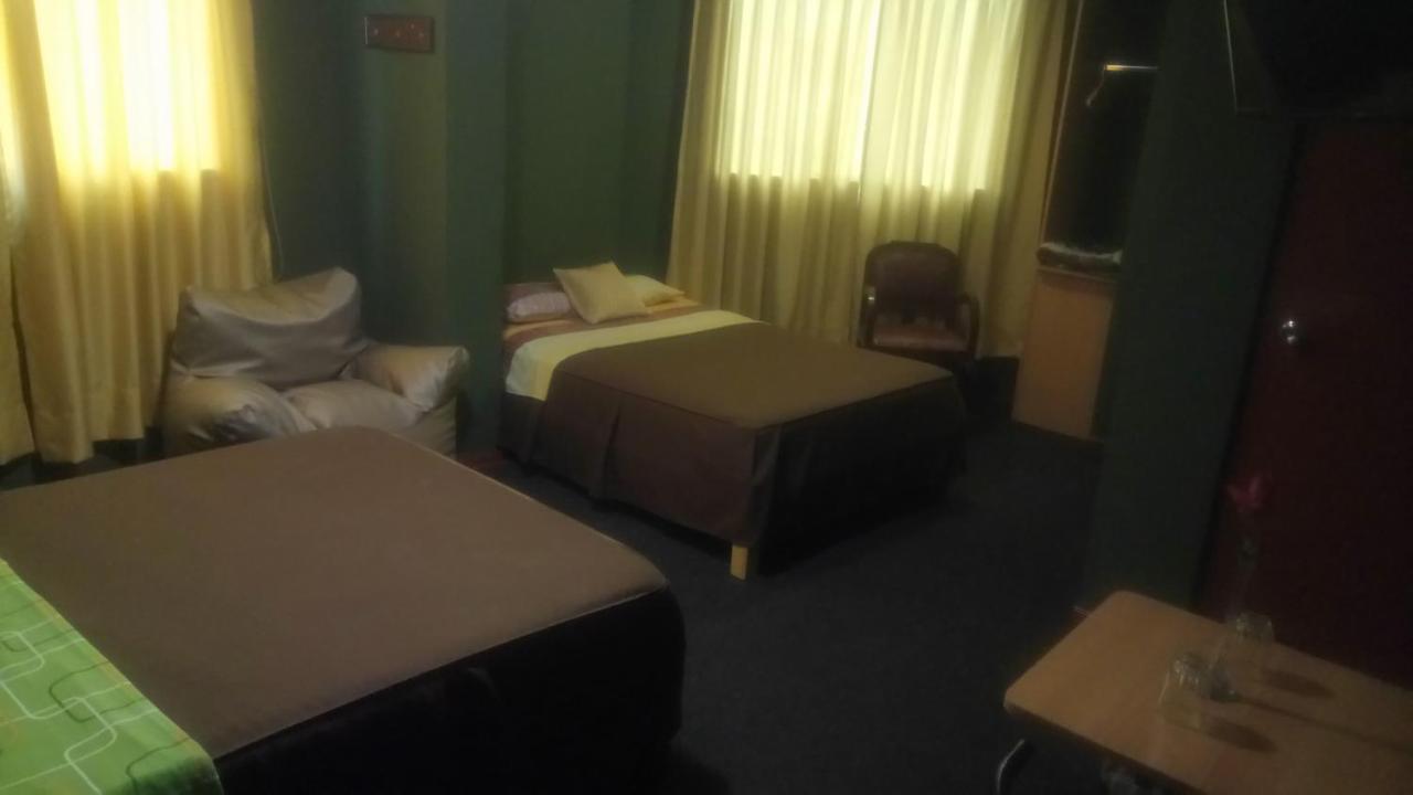 Hostal Residencial Mochica Lima Ngoại thất bức ảnh